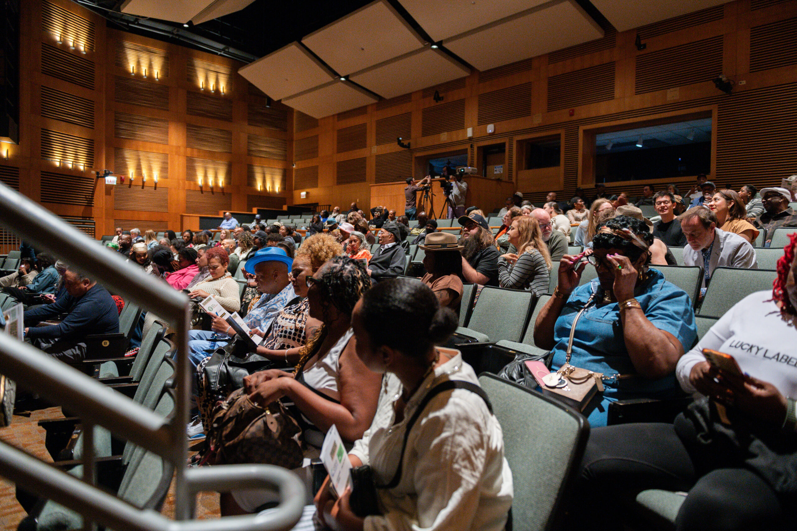 A Night of Reflection, Healing, and Hope: Recapping Teamwork Englewood’s 2026 Spring Fundraiser